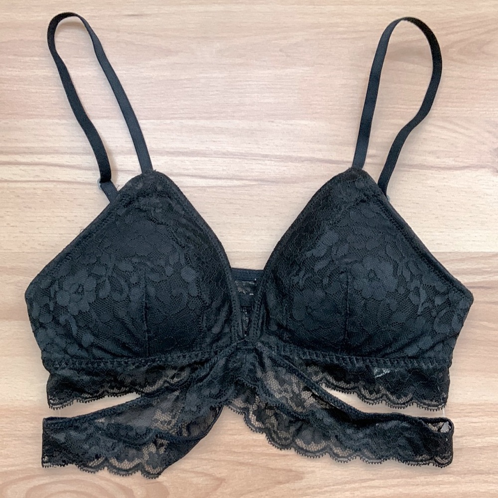 NWT Gilly Hicks Sydney Lace Bralette, Black, XS
